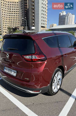 Минивэн Renault Grand Scenic 2017 в 