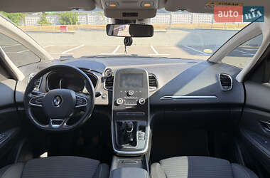Минивэн Renault Grand Scenic 2017 в 