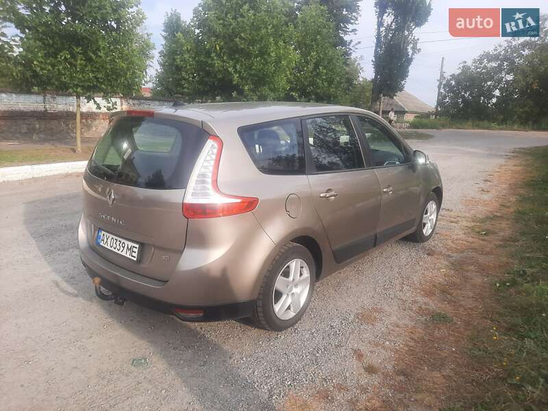 Минивэн Renault Grand Scenic 2012 в Кременчуге