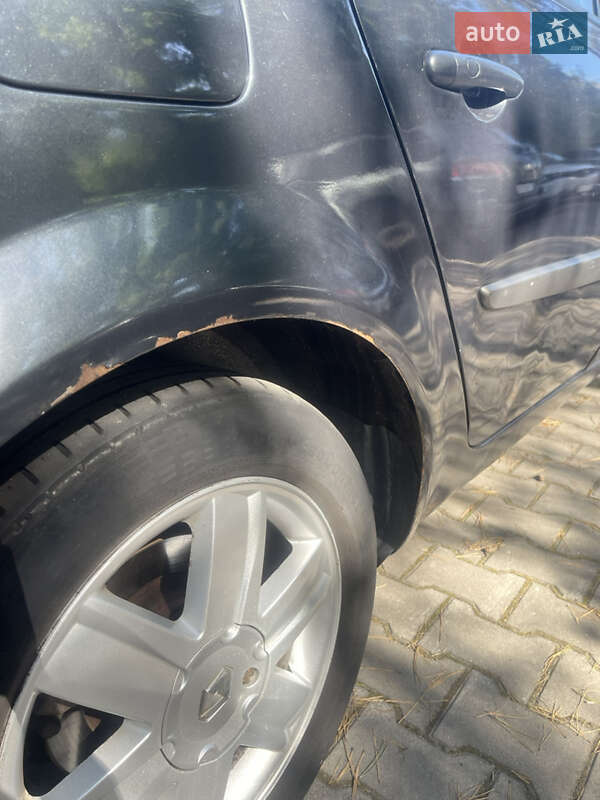 Минивэн Renault Grand Scenic 2004 в Киеве