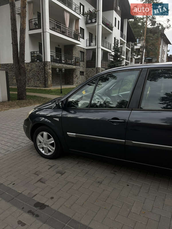 Минивэн Renault Grand Scenic 2004 в Киеве