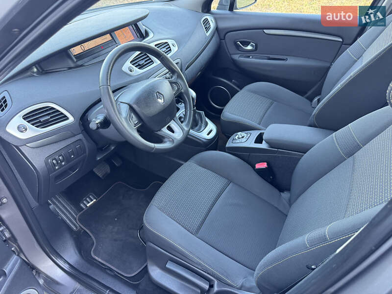 Мінівен Renault Grand Scenic 2010 в Києві фото 20 Мінівен Renault Grand Scenic 2010 в Києві