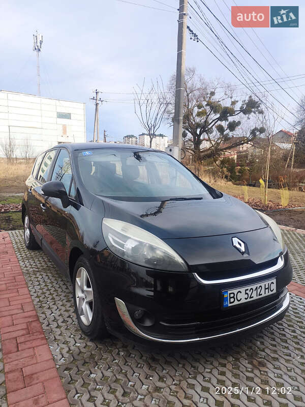 Renault Grand Scenic 2012