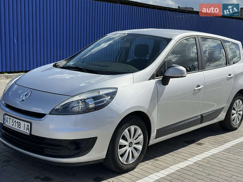 Минивэн Renault Grand Scenic 2012 в Калуше