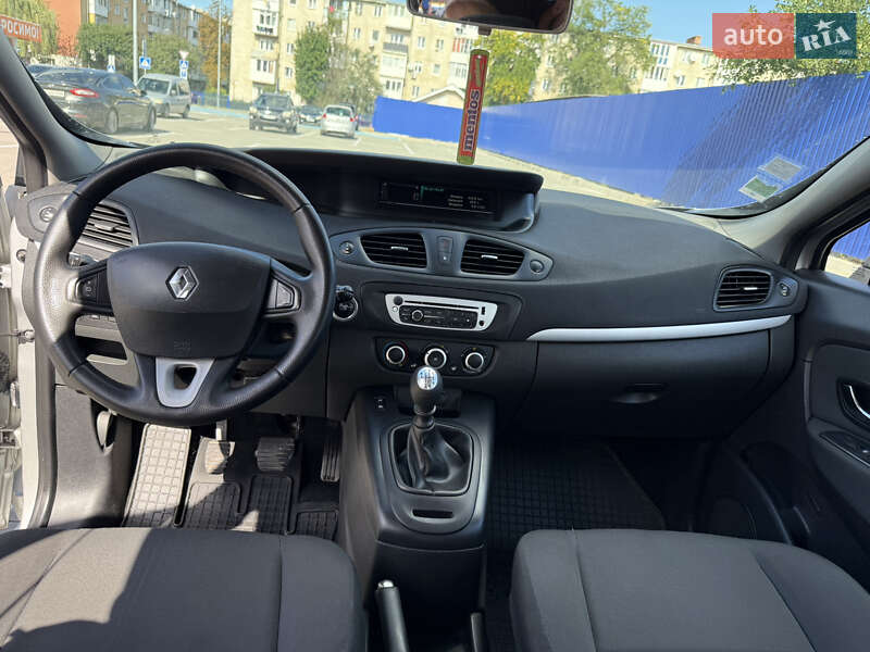 Минивэн Renault Grand Scenic 2012 в Калуше