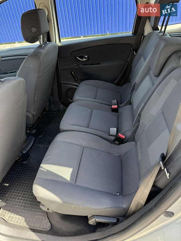 Минивэн Renault Grand Scenic 2012 в Калуше