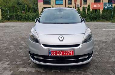 Минивэн Renault Grand Scenic 2012 в 