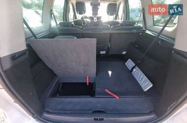 Минивэн Renault Grand Scenic 2012 в 