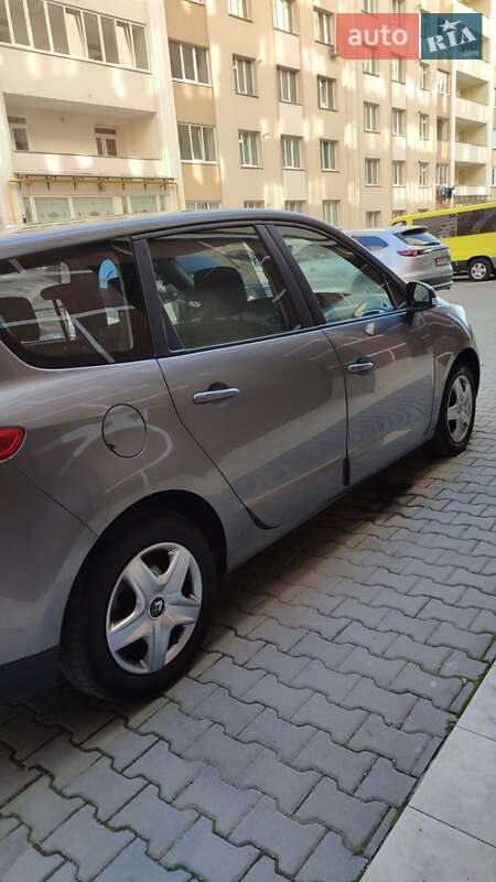 Минивэн Renault Grand Scenic 2013 в Хмельницком