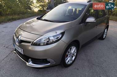 Минивэн Renault Grand Scenic 2012 в Кельменцах