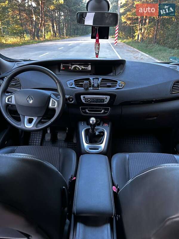 Минивэн Renault Grand Scenic 2012 в Славуте