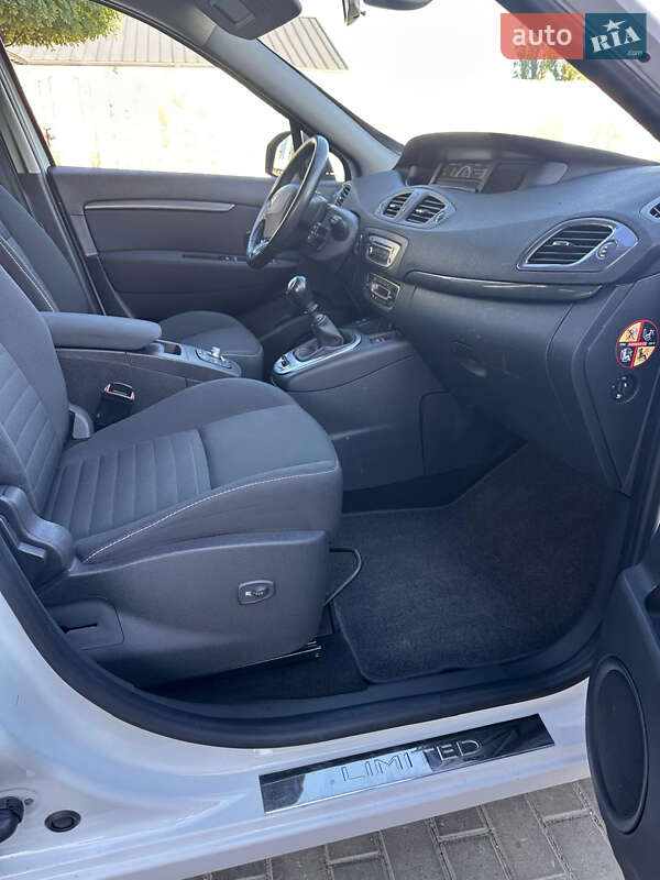 Минивэн Renault Grand Scenic 2015 в Умани фото 57 Минивэн Renault Grand Scenic 2015 в Умани
