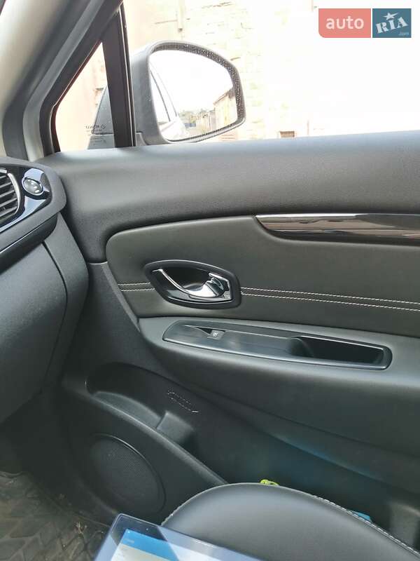 Мінівен Renault Grand Scenic 2014 в Кривому Розі фото 14 Мінівен Renault Grand Scenic 2014 в Кривому Розі