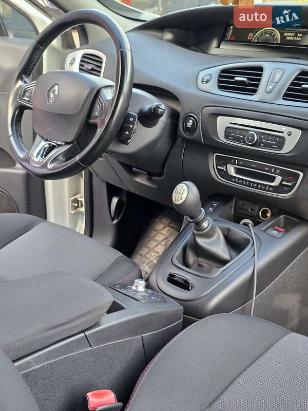 Минивэн Renault Grand Scenic 2014 в Киеве фото 22 Минивэн Renault Grand Scenic 2014 в Киеве
