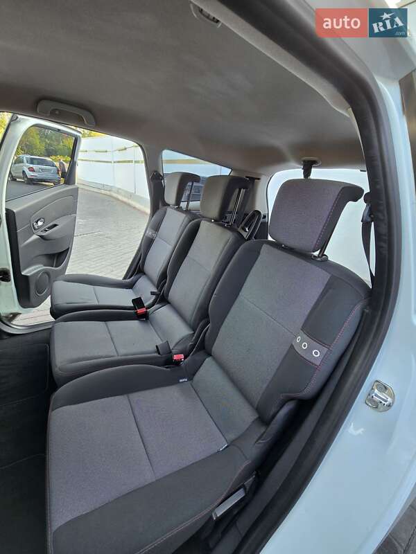 Минивэн Renault Grand Scenic 2014 в Киеве фото 28 Минивэн Renault Grand Scenic 2014 в Киеве