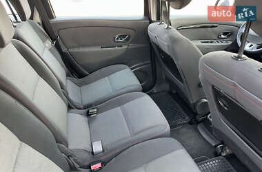 Минивэн Renault Grand Scenic 2012 в 