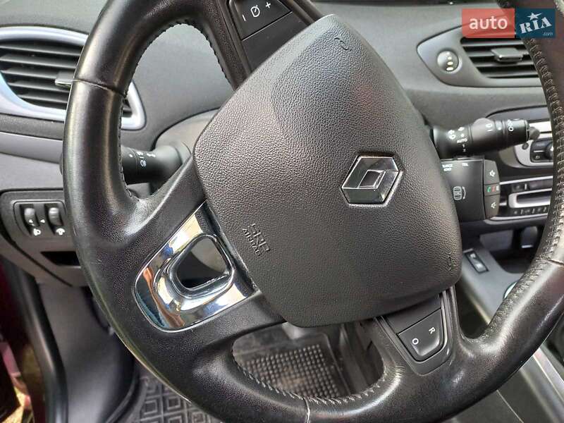 Минивэн Renault Grand Scenic 2015 в Здолбунове