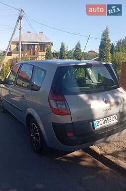 Минивэн Renault Grand Scenic 2005 в 