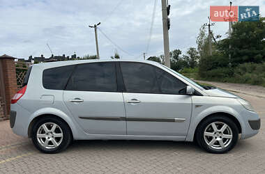 Минивэн Renault Grand Scenic 2004 в  фото 4 Минивэн Renault Grand Scenic 2004 в