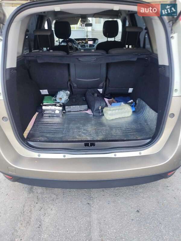 Мінівен Renault Grand Scenic 2012 в Полтаві фото 12 Мінівен Renault Grand Scenic 2012 в Полтаві