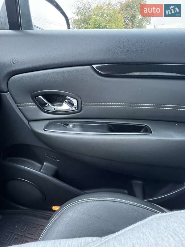 Минивэн Renault Grand Scenic 2013 в Городке фото 51 Минивэн Renault Grand Scenic 2013 в Городке