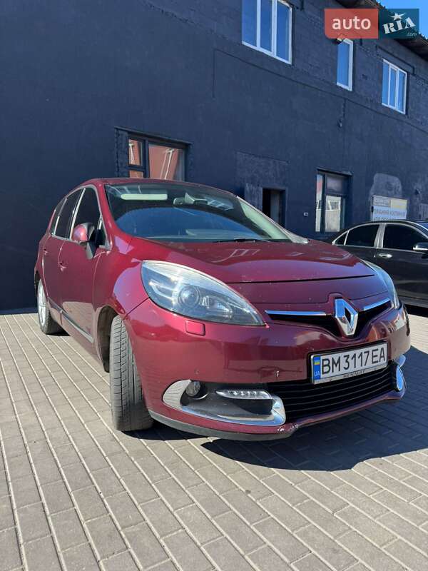 Renault Grand Scenic 2012