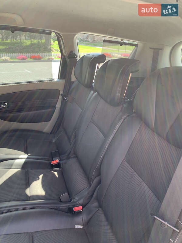 Минивэн Renault Grand Scenic 2011 в Тернополе
