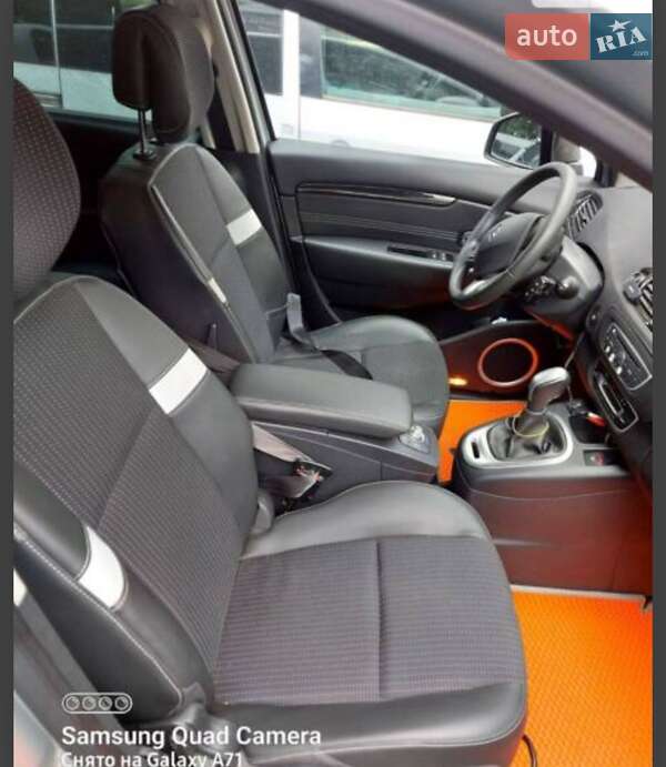Мінівен Renault Grand Scenic 2011 в Чернігові фото 4 Мінівен Renault Grand Scenic 2011 в Чернігові