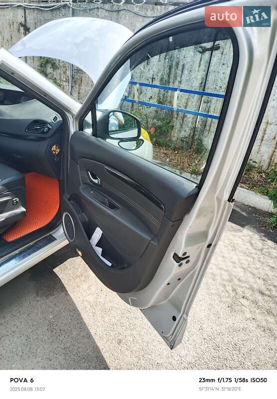 Мінівен Renault Grand Scenic 2011 в Чернігові фото 23 Мінівен Renault Grand Scenic 2011 в Чернігові