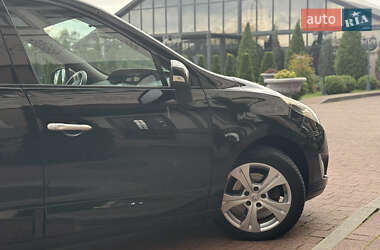 Минивэн Renault Grand Scenic 2011 в 