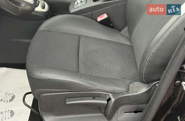 Минивэн Renault Grand Scenic 2011 в 