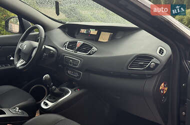 Минивэн Renault Grand Scenic 2011 в 