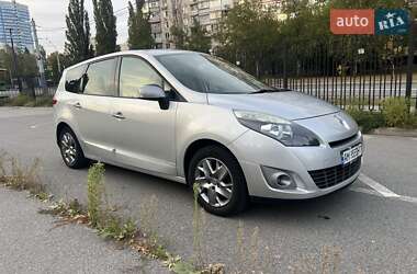 Мінівен Renault Grand Scenic 2011 в 