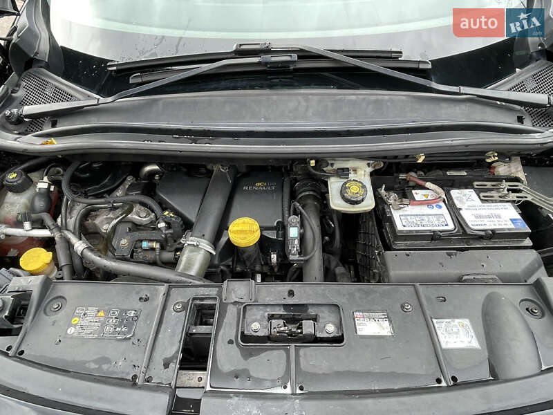 Минивэн Renault Grand Scenic 2011 в Черновцах