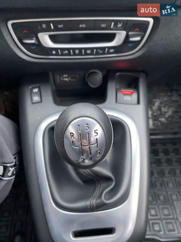 Минивэн Renault Grand Scenic 2009 в Сумах