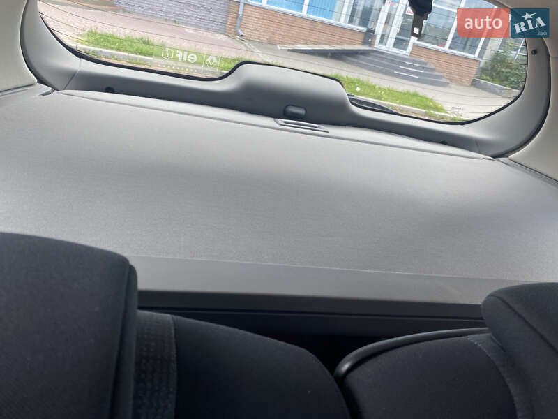 Минивэн Renault Grand Scenic 2006 в Луцке фото 33 Минивэн Renault Grand Scenic 2006 в Луцке