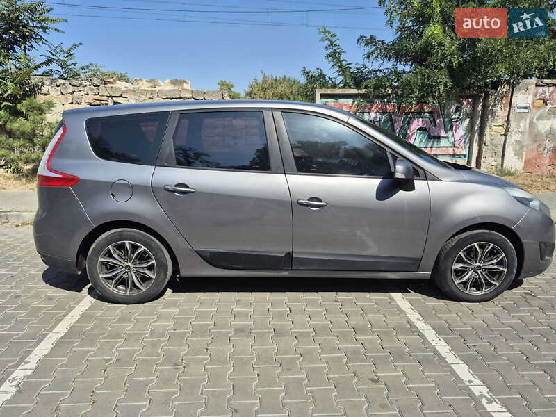 Мінівен Renault Grand Scenic 2010 в Одесі