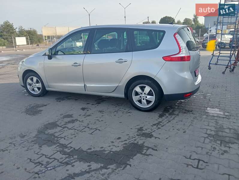 Мінівен Renault Grand Scenic 2009 в Нововолинську
