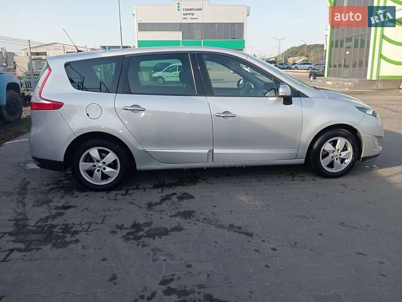 Мінівен Renault Grand Scenic 2009 в Нововолинську