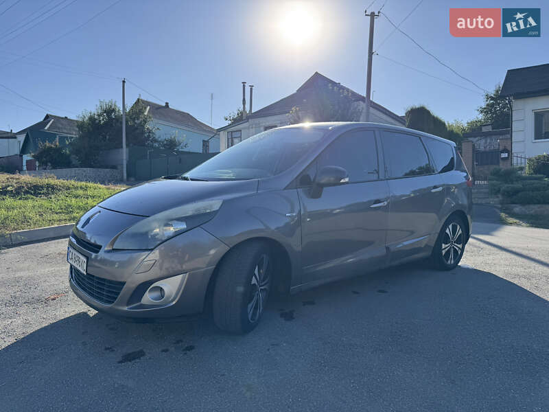 Renault Grand Scenic 2010