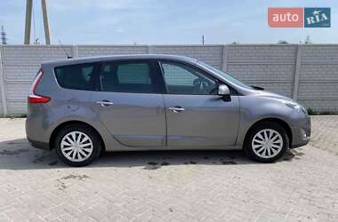 Минивэн Renault Grand Scenic 2010 в 