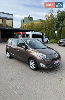 Минивэн Renault Grand Scenic 2010 в Ровно