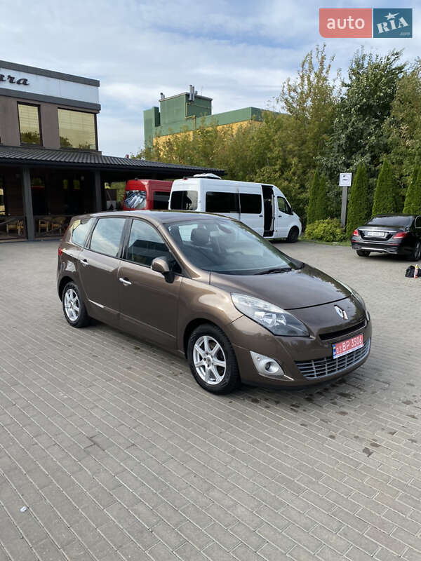 Renault Grand Scenic 2010