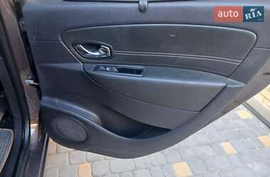 Минивэн Renault Grand Scenic 2014 в 