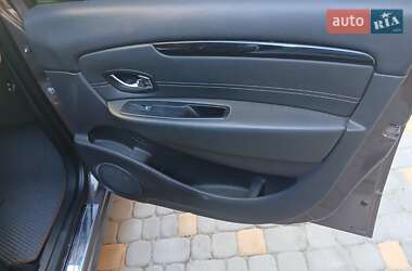Минивэн Renault Grand Scenic 2014 в 