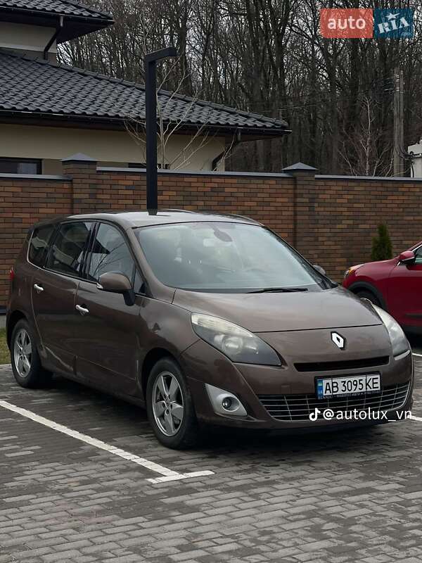 Renault Grand Scenic 2010