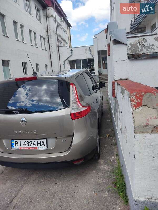 Мінівен Renault Grand Scenic 2012 в Полтаві фото 3 Мінівен Renault Grand Scenic 2012 в Полтаві