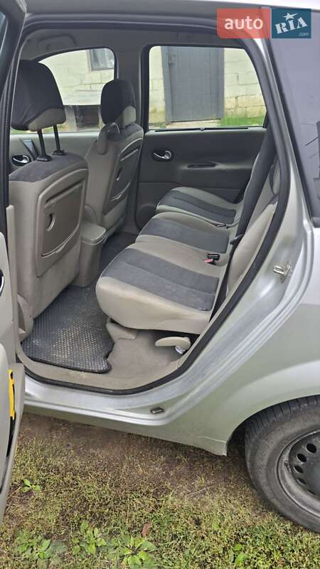 Минивэн Renault Grand Scenic 2005 в Киеве