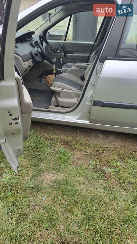 Минивэн Renault Grand Scenic 2005 в Киеве