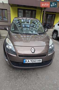 Мінівен Renault Grand Scenic 2011 в Києві